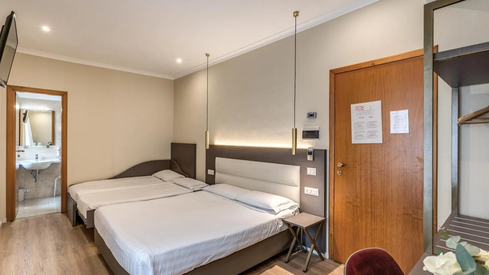 Flower Garden Hotel Rome 3*,  Italy