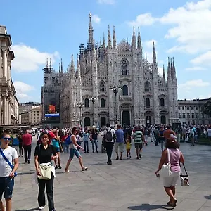  アパート フラット ドゥオーモ イタリア