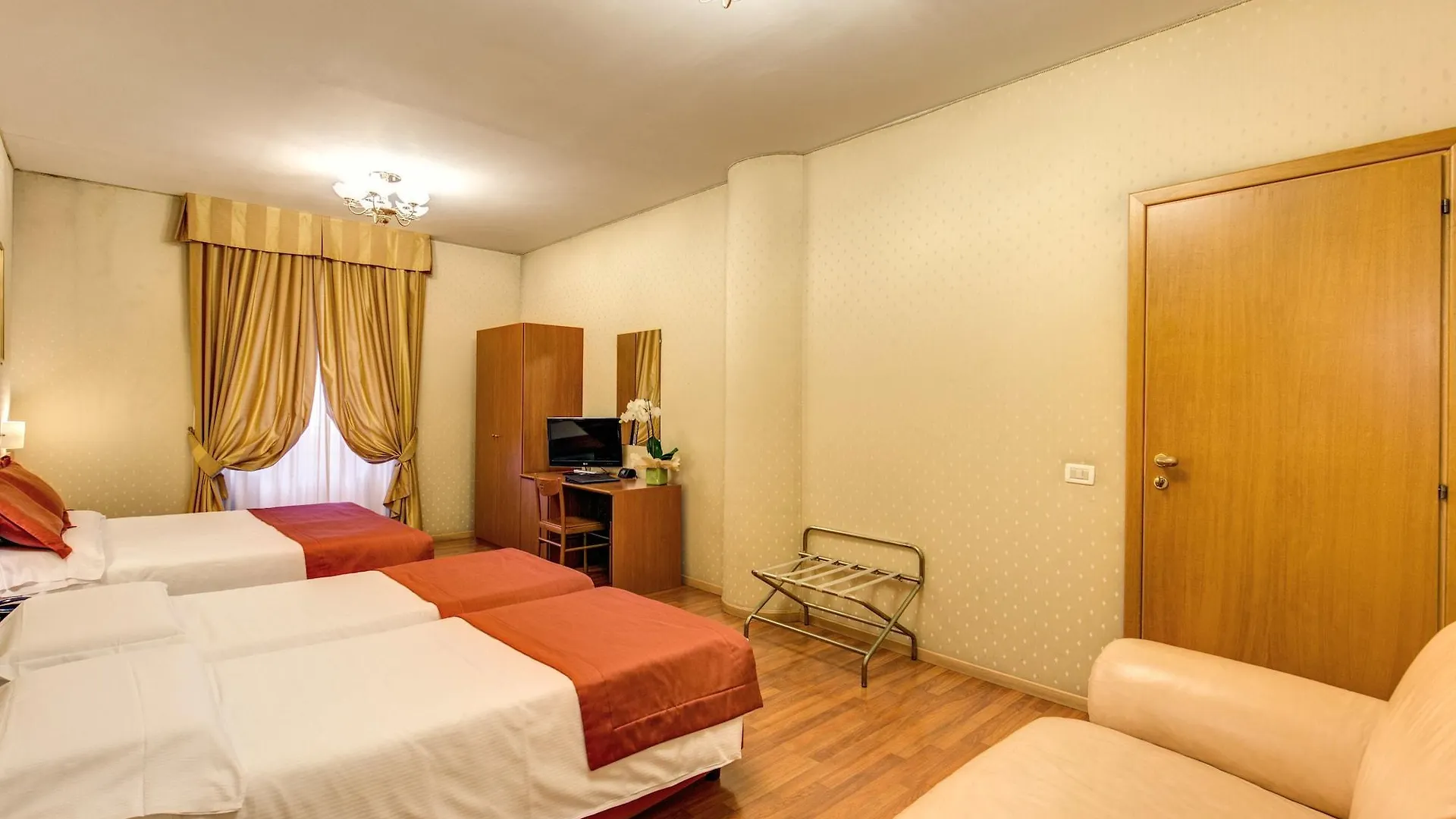 Flower Garden Hotel Rome