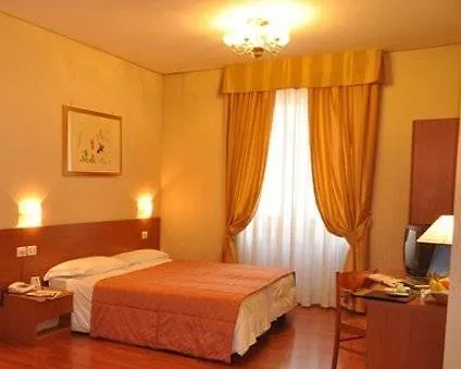 Flower Garden Hotel Rome