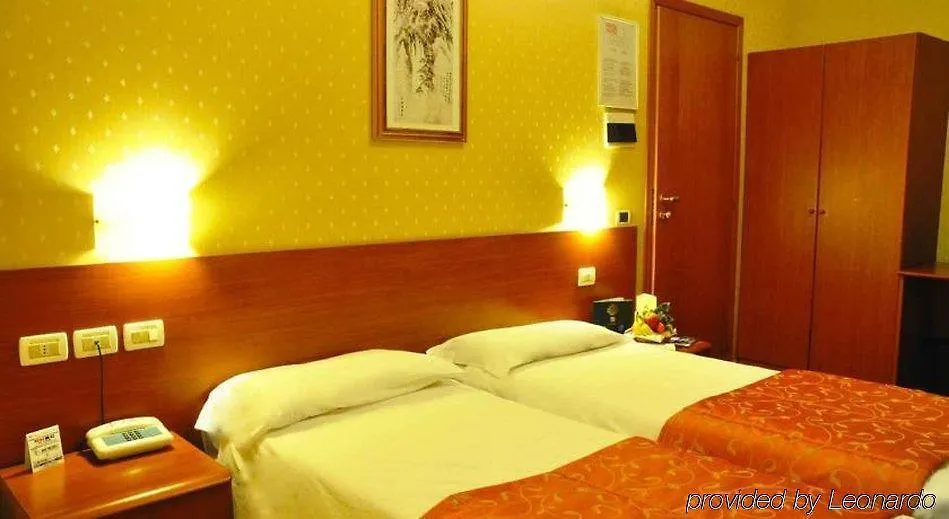 Flower Garden Hotel Rome