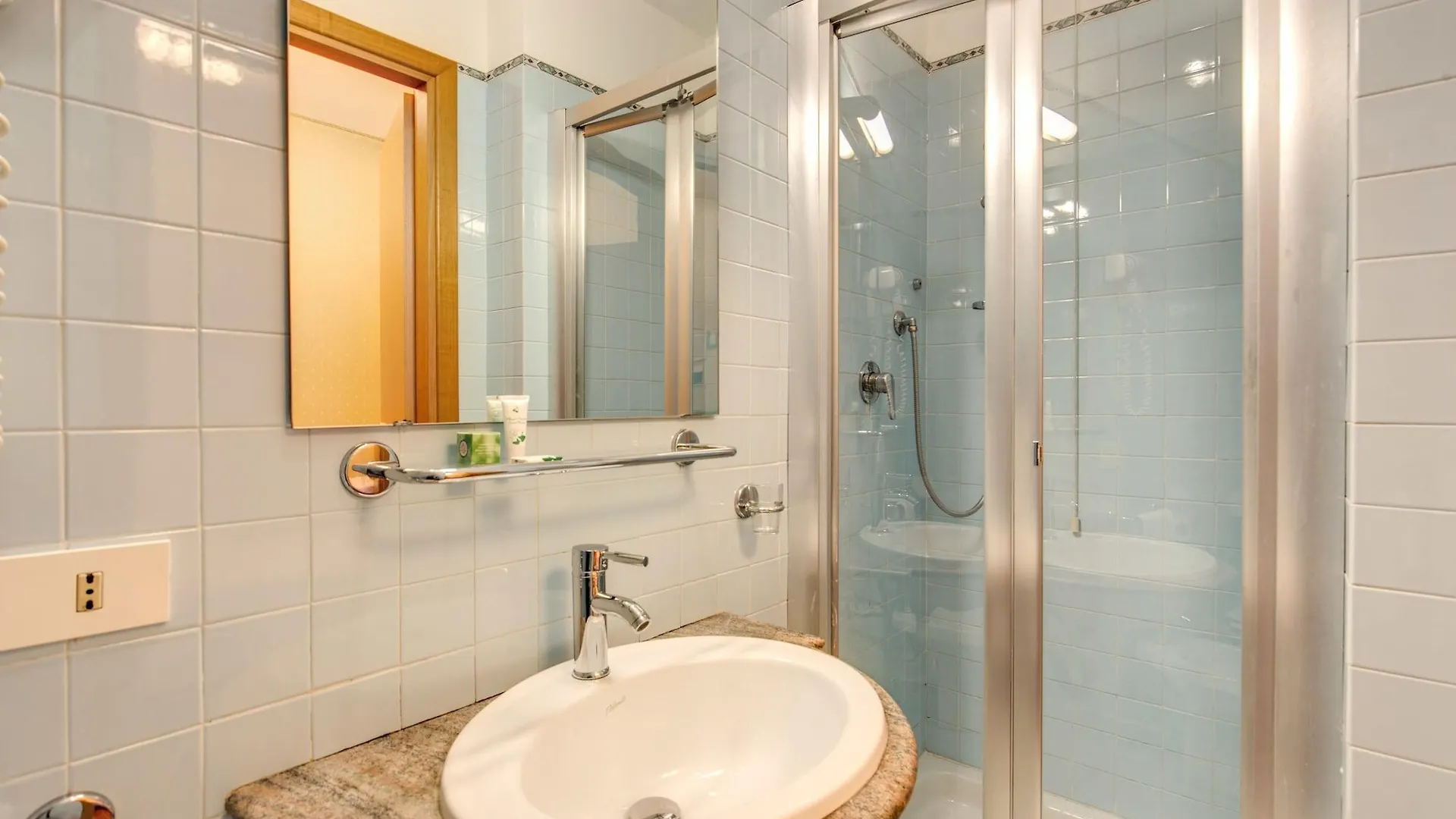 Flower Garden Hotel Rome