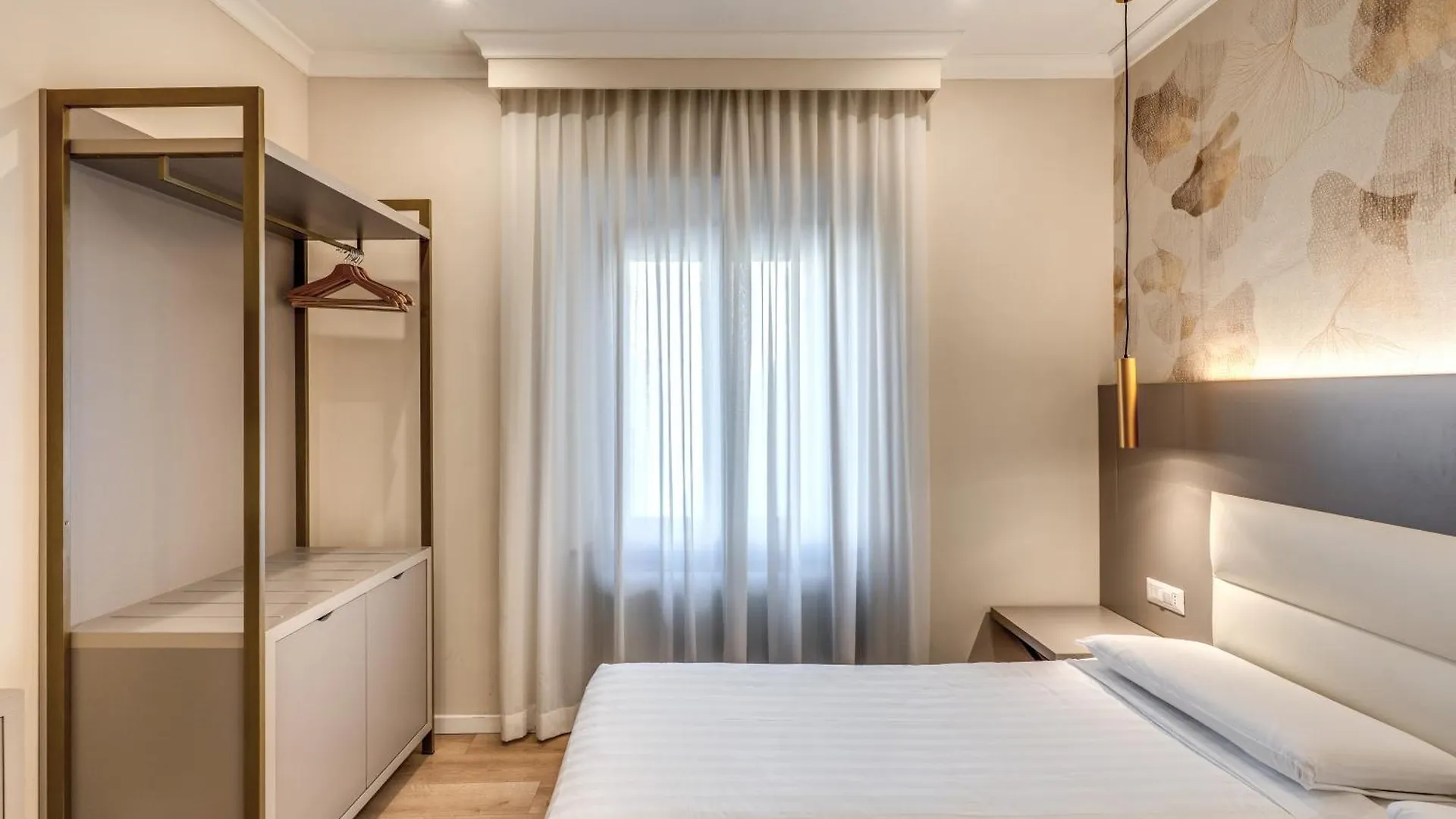 Flower Garden Hotel Rom