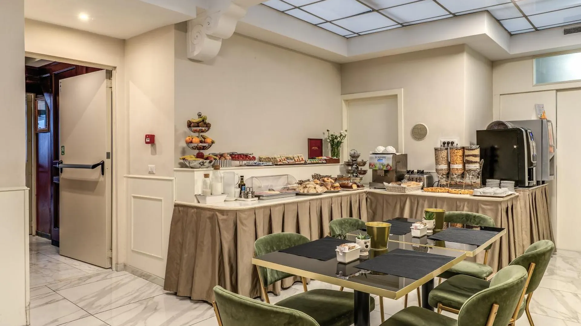 Flower Garden Hotel Rom