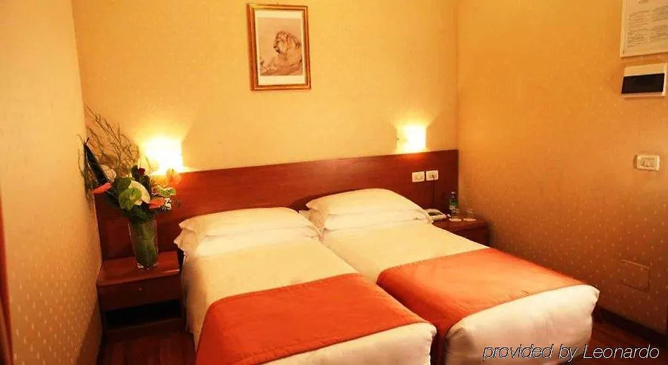 Flower Garden Hotel Rom