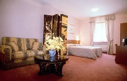 ***  Flower Garden Hotel Rom Italien